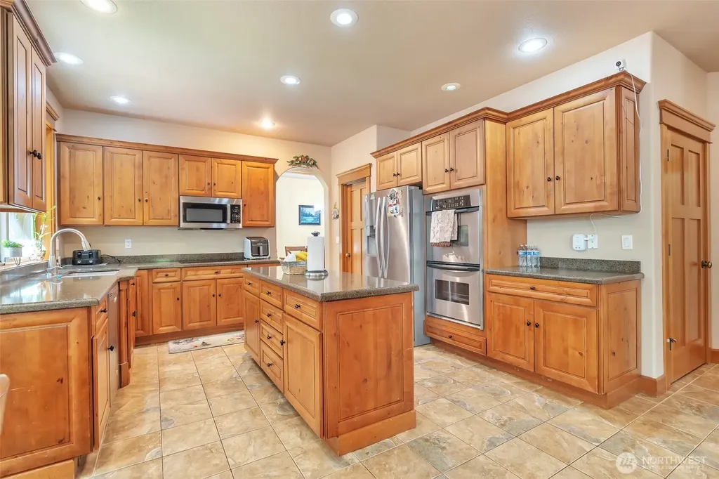 4711 Cleveland Avenue SE Tumwater WA 98501