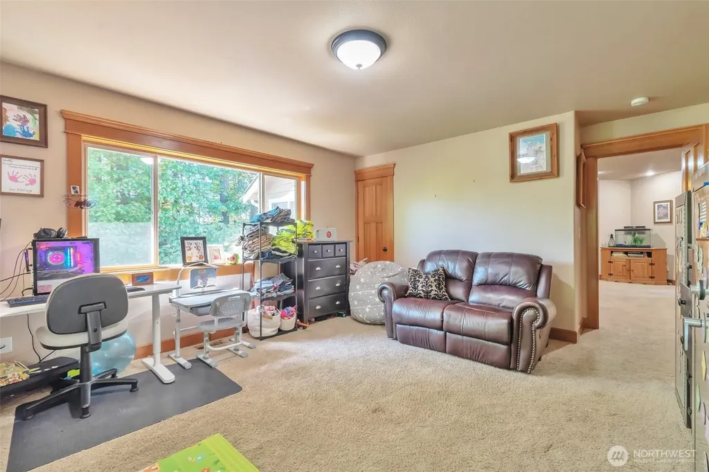 4711 Cleveland Avenue SE Tumwater WA 98501