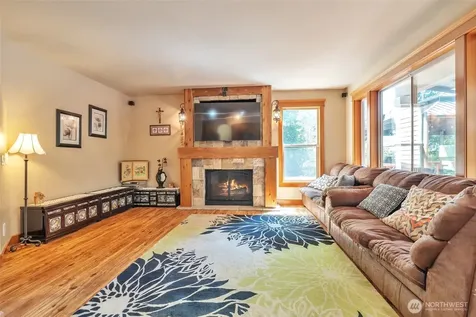 4711 Cleveland Avenue SE Tumwater WA 98501