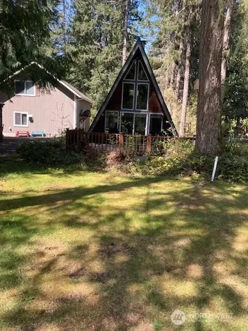 411 N Duckabush Drive E Hoodsport WA 98548