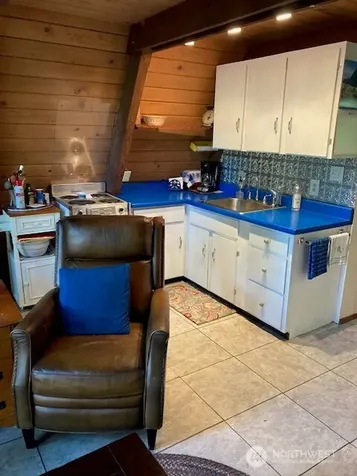 411 N Duckabush Drive E Hoodsport WA 98548