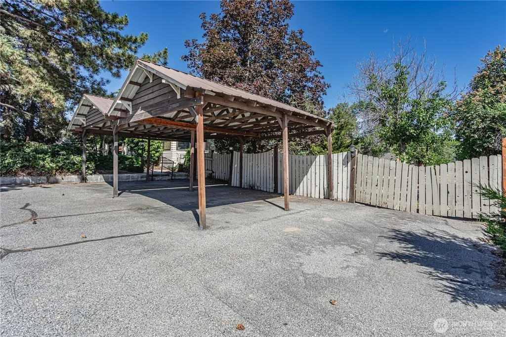 1314 Walnut Street Wenatchee WA 98801