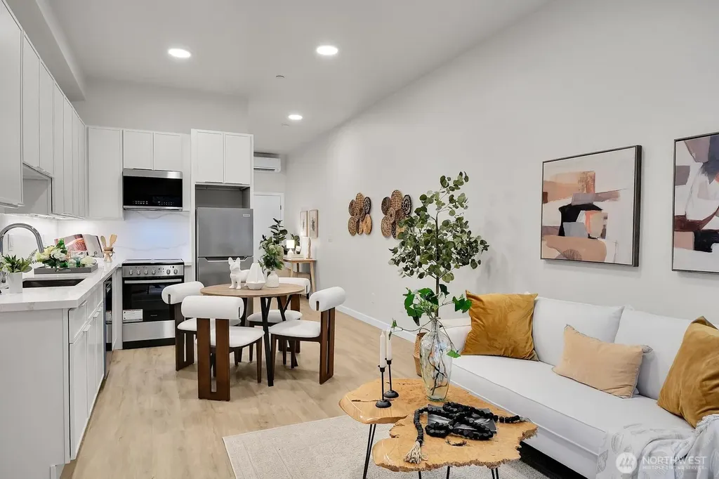 259 E Louisa Street Seattle WA 98102