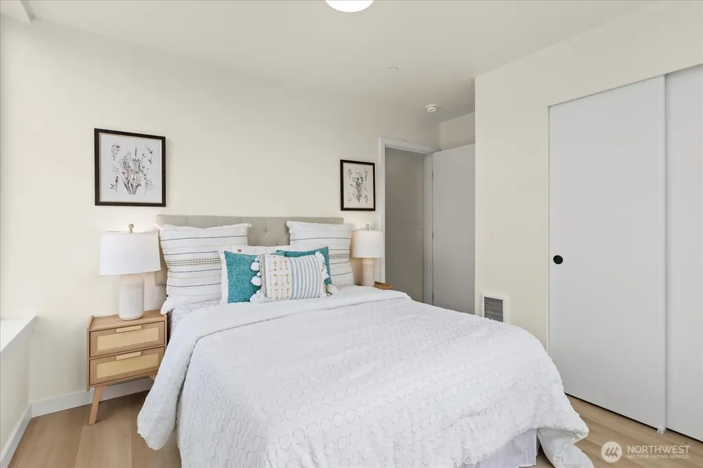 2372 Franklin Avenue E Seattle WA 98102