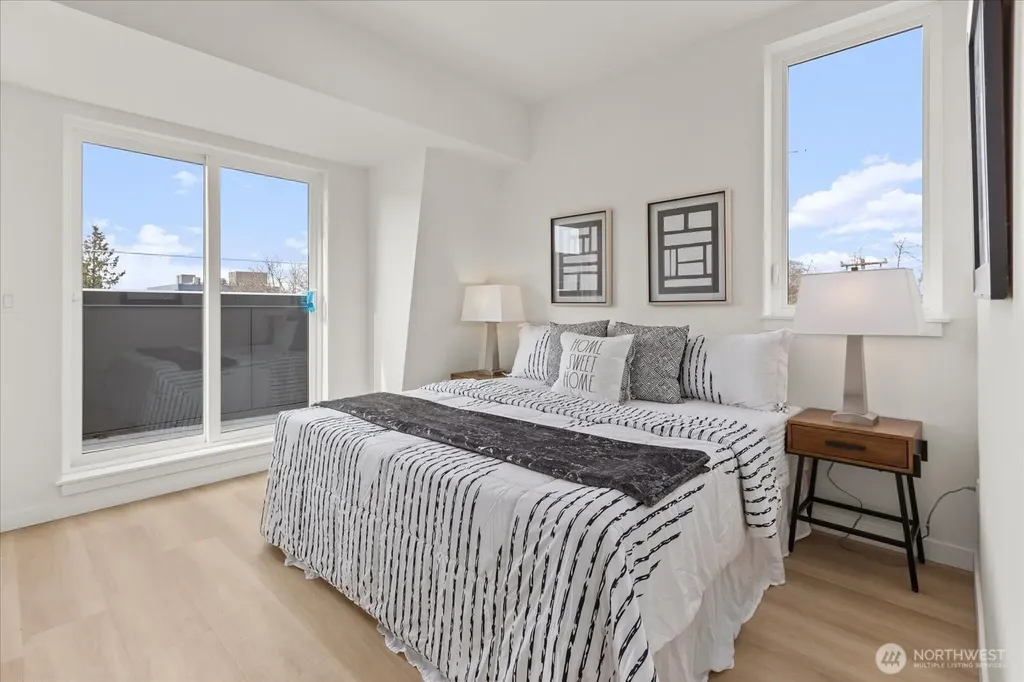 2372 Franklin Avenue E Seattle WA 98102