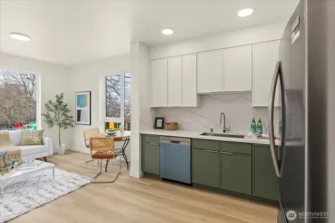 2372 Franklin Avenue E Seattle WA 98102
