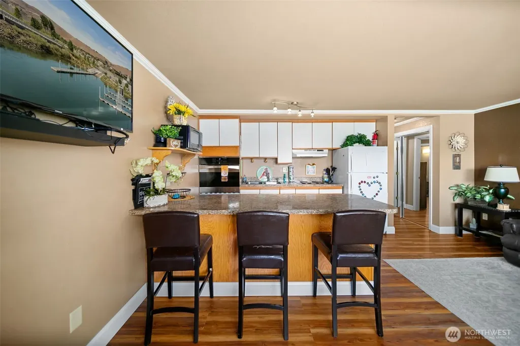 8903 Crescent Bar Road NW Quincy WA 98848