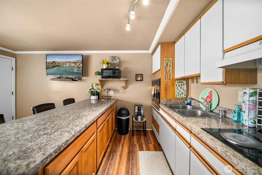 8903 Crescent Bar Road NW Quincy WA 98848