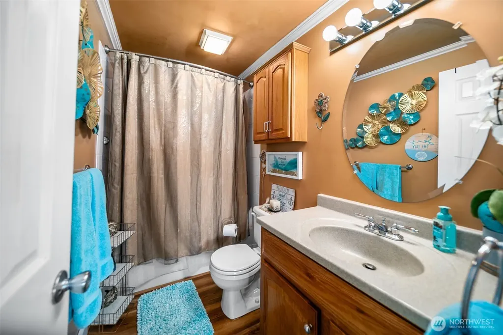 8903 Crescent Bar Road NW Quincy WA 98848