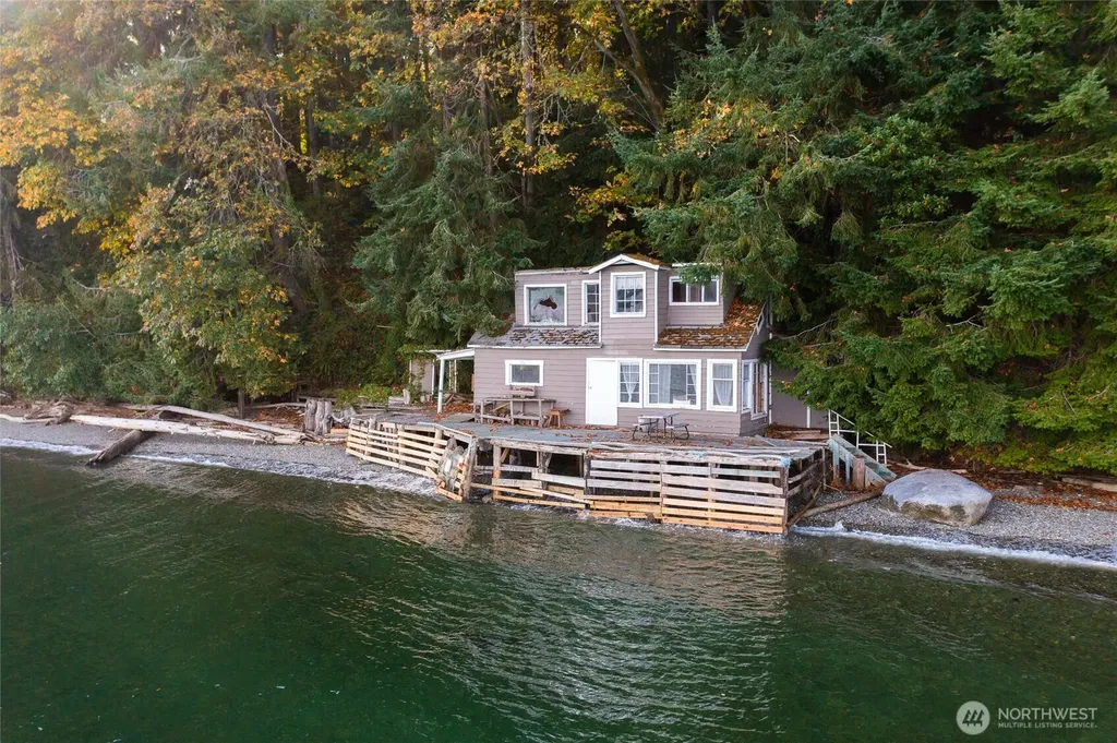12511 Hallstrom Dr NW Drive NW Gig Harbor WA 98332