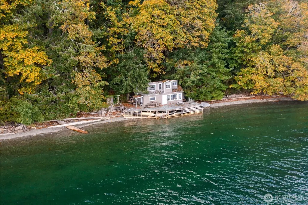 12511 Hallstrom Dr NW Drive NW Gig Harbor WA 98332