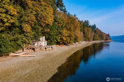 12511 Hallstrom Dr NW Drive NW Gig Harbor WA 98332