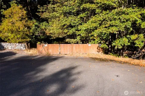 12511 Hallstrom Dr NW Drive NW Gig Harbor WA 98332