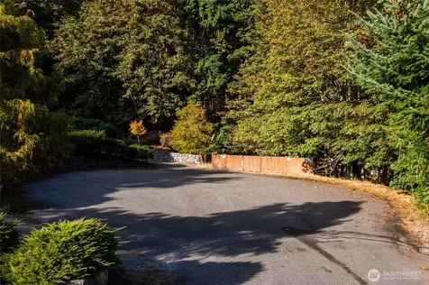12511 Hallstrom Dr NW Drive NW Gig Harbor WA 98332