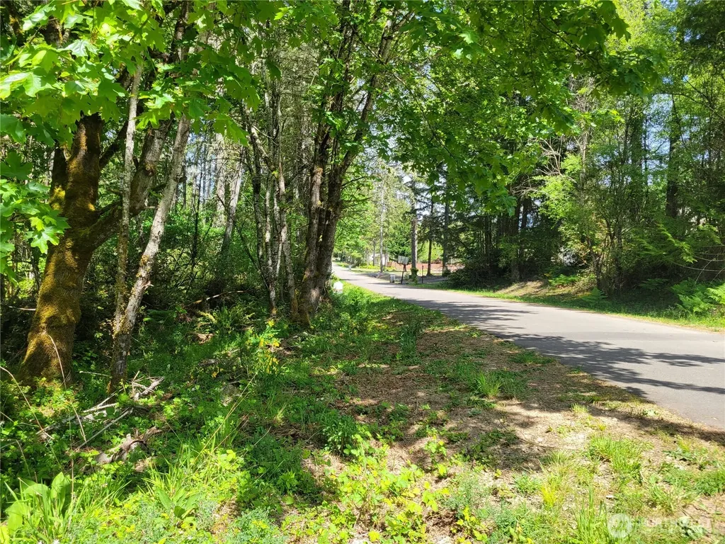 900 E Wilson Way Grapeview WA 98546
