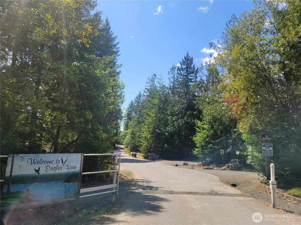 900 E Wilson Way Grapeview WA 98546