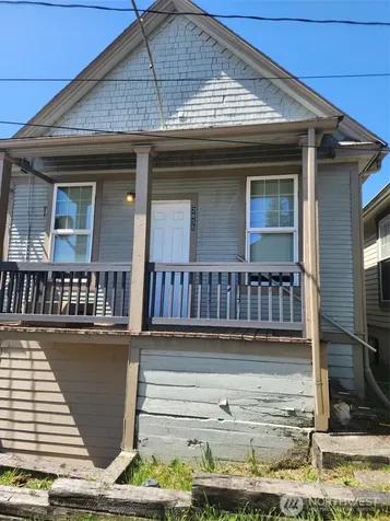 1637 Center Street Tacoma WA 98409