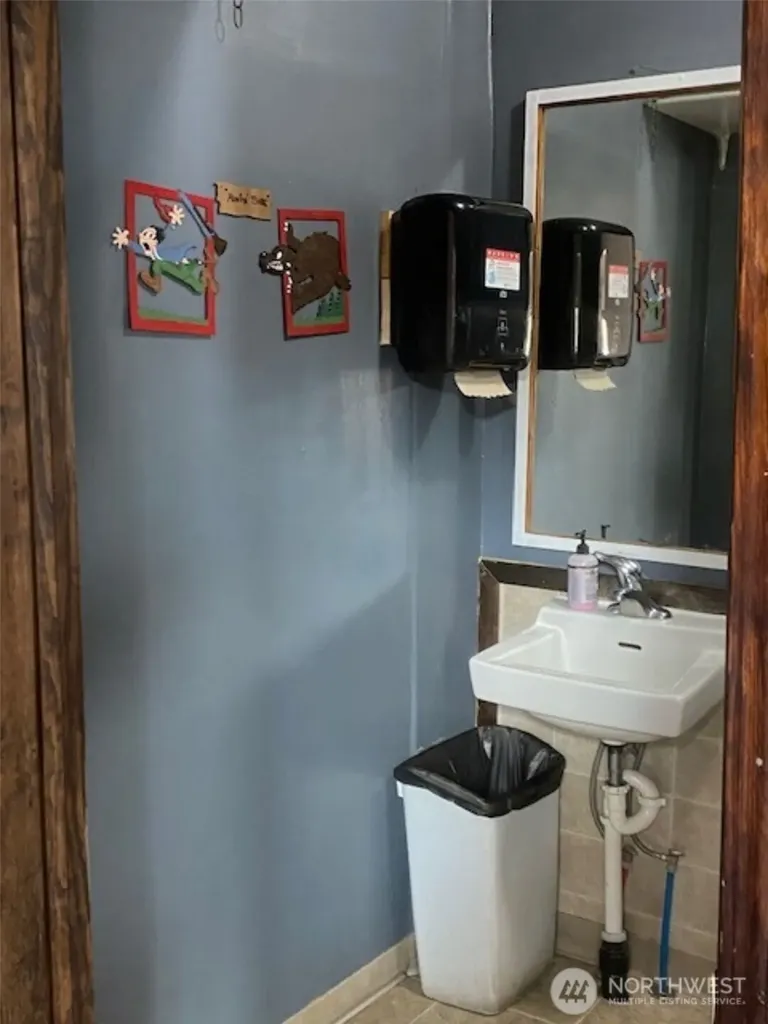 12968 Us Highway 12 Packwood WA 98361