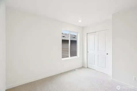 8567 46th Place NE Marysville WA 98270