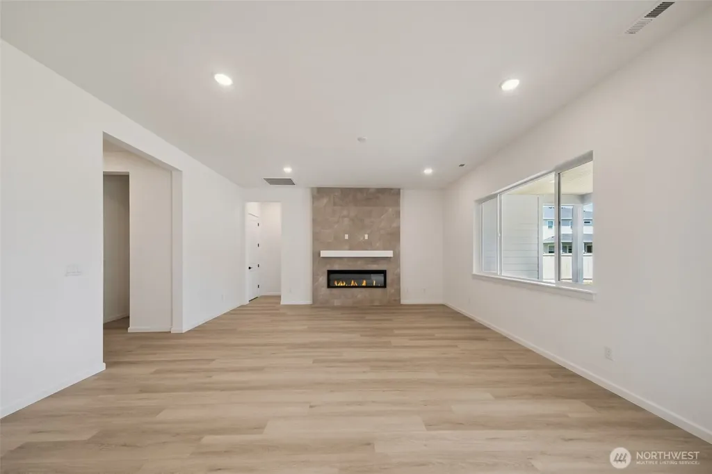 936 Lucas Avenue Buckley WA 98321