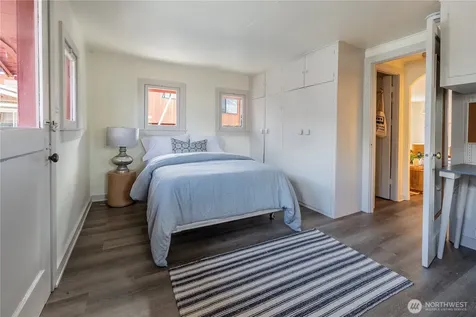 2035 Fairview Avenue E Seattle WA 98102