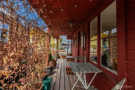2035 Fairview Avenue E Seattle WA 98102