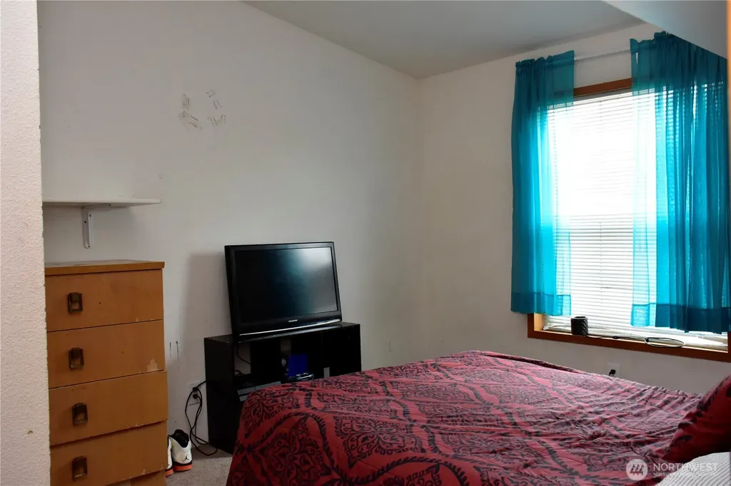 330 N Juniper Street Soap Lake WA 98851