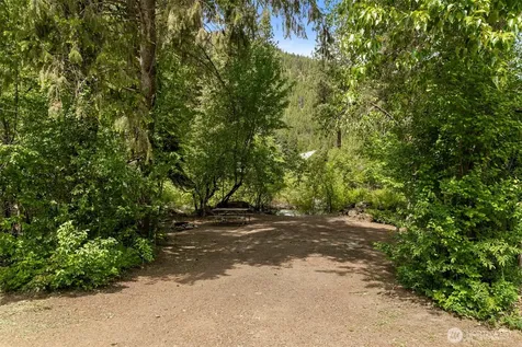 3300 Us Highway 97 Peshastin WA 98847