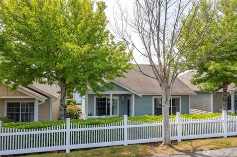 161 W Whidbey Avenue Oak Harbor WA 98277