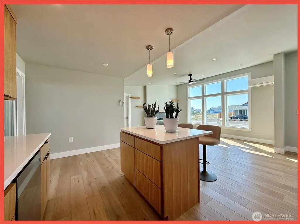 455 N Portal Loop SW Ocean Shores WA 98569