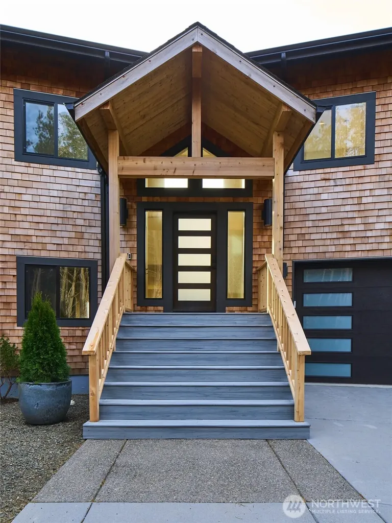 27208 J Lane Ocean Park WA 98640