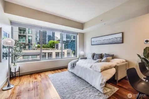 900 Lenora Street Seattle WA 98121