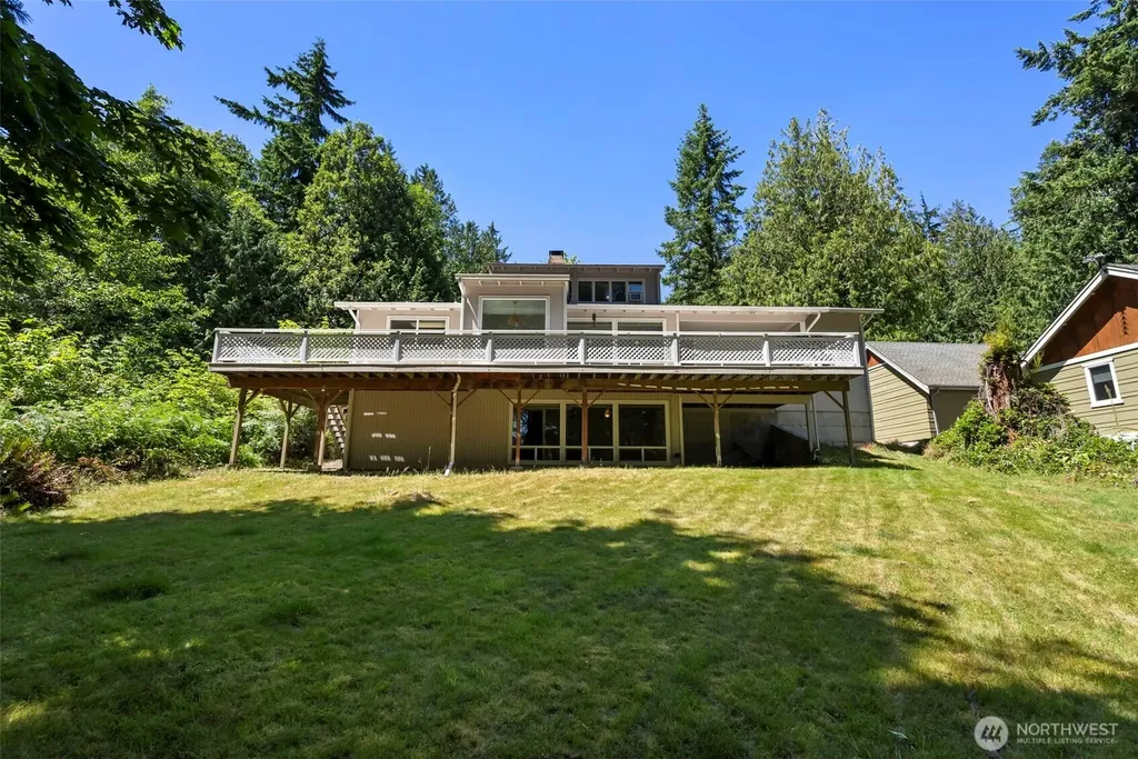 270 Puget Loop Port Ludlow WA 98365