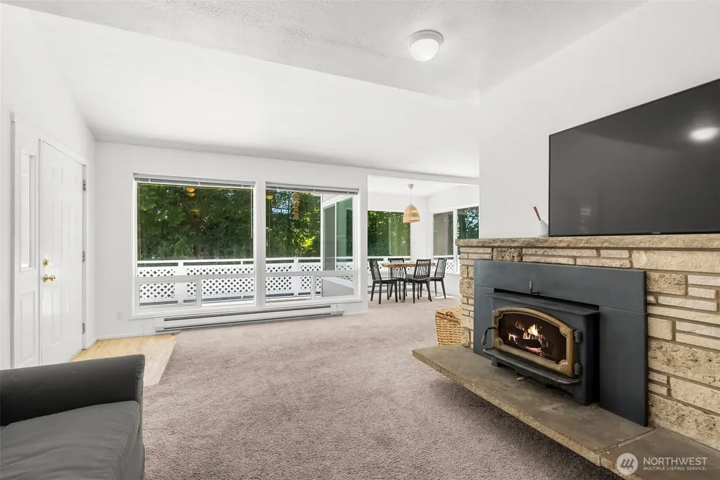 270 Puget Loop Port Ludlow WA 98365