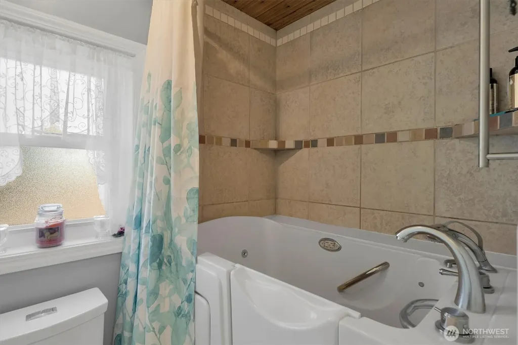 10025 NE Ward Road Brush Prairie WA 98606