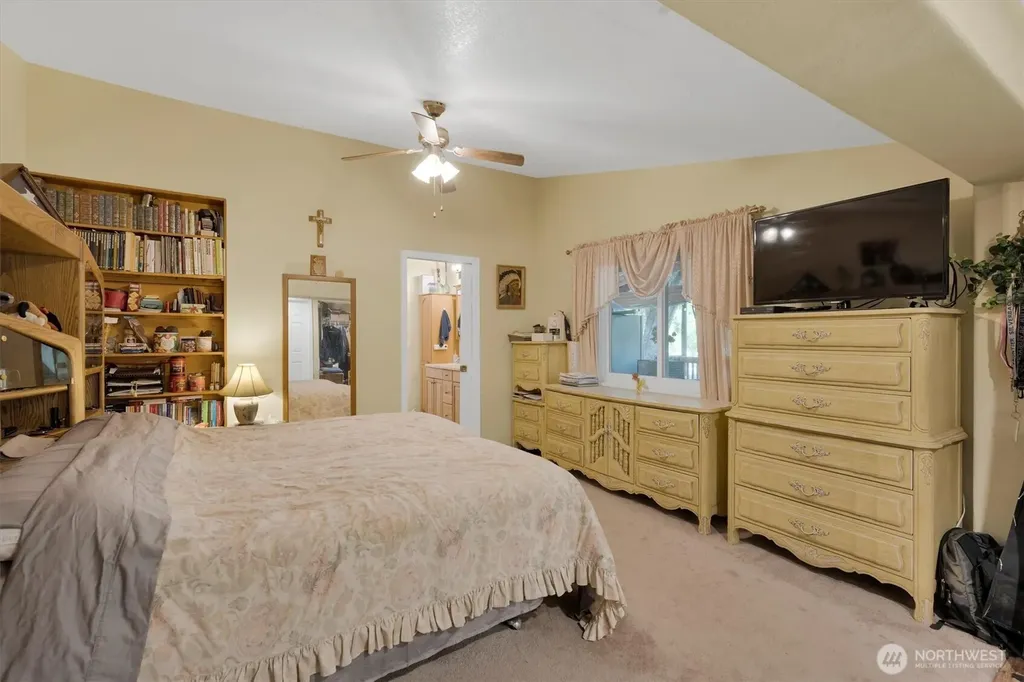 10025 NE Ward Road Brush Prairie WA 98606