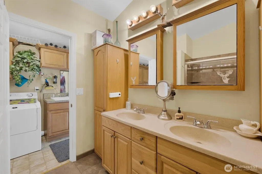 10025 NE Ward Road Brush Prairie WA 98606