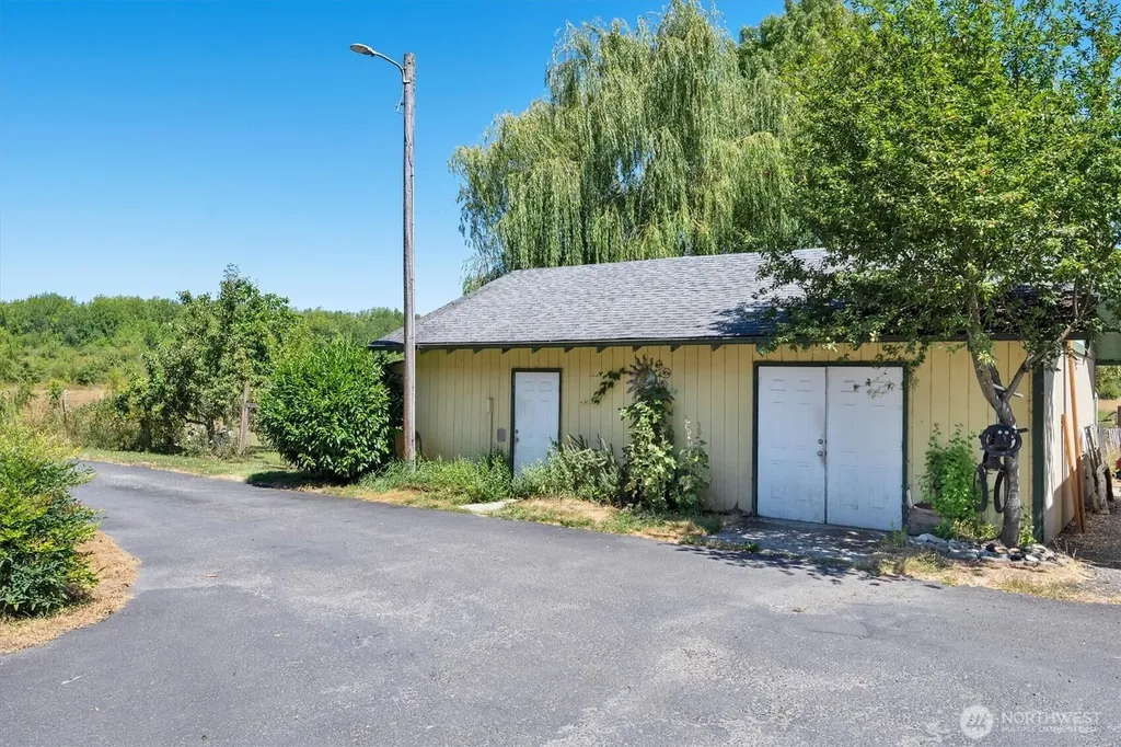 10025 NE Ward Road Brush Prairie WA 98606