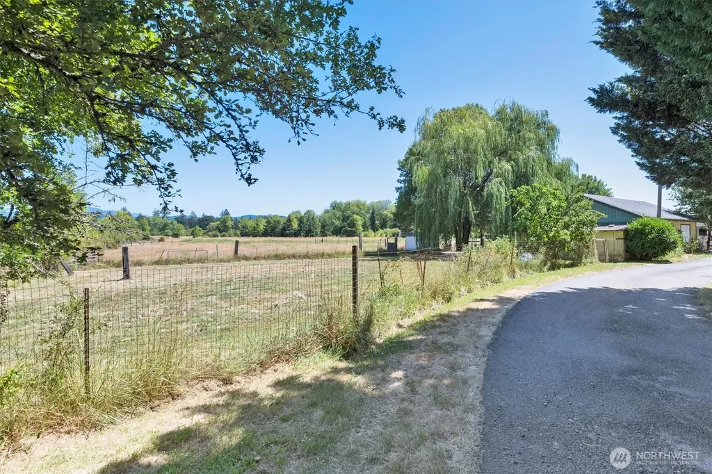 10025 NE Ward Road Brush Prairie WA 98606
