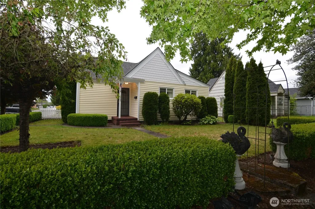 1605 7th Avenue Longview WA 98632