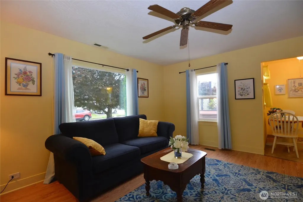 1605 7th Avenue Longview WA 98632