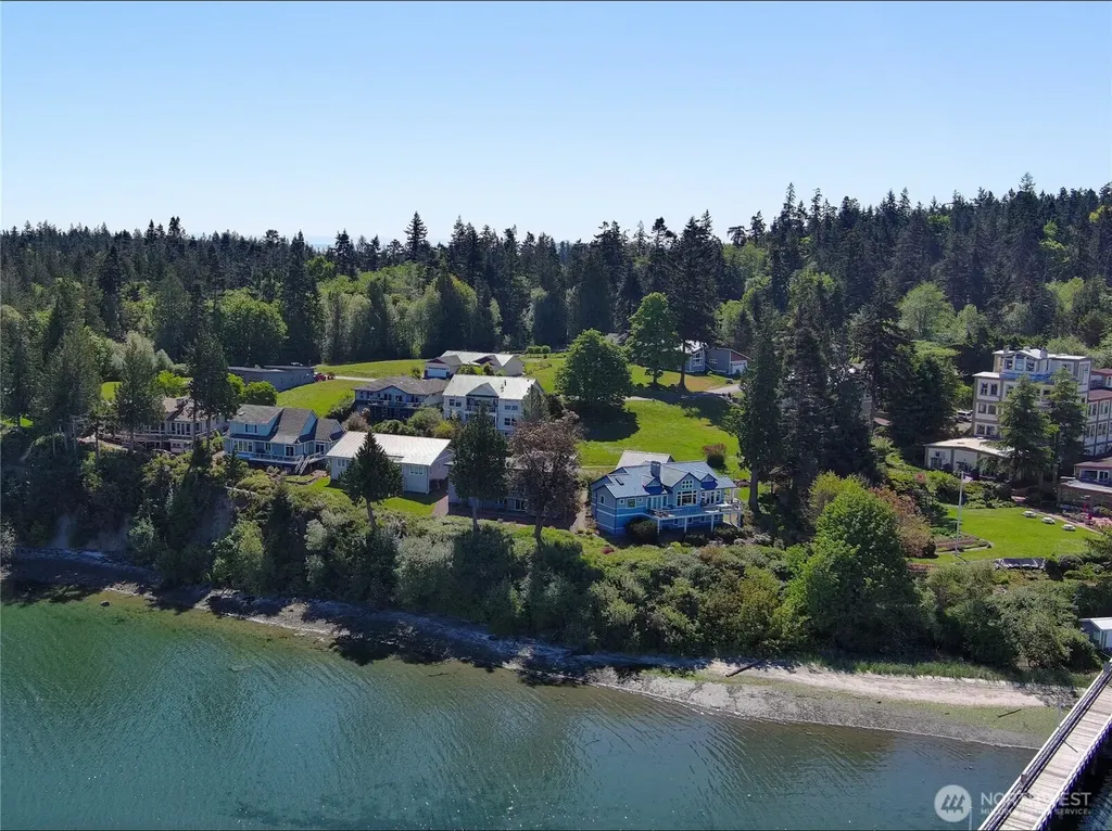 105 Port Townsend Bay Drive Port Hadlock WA 98339