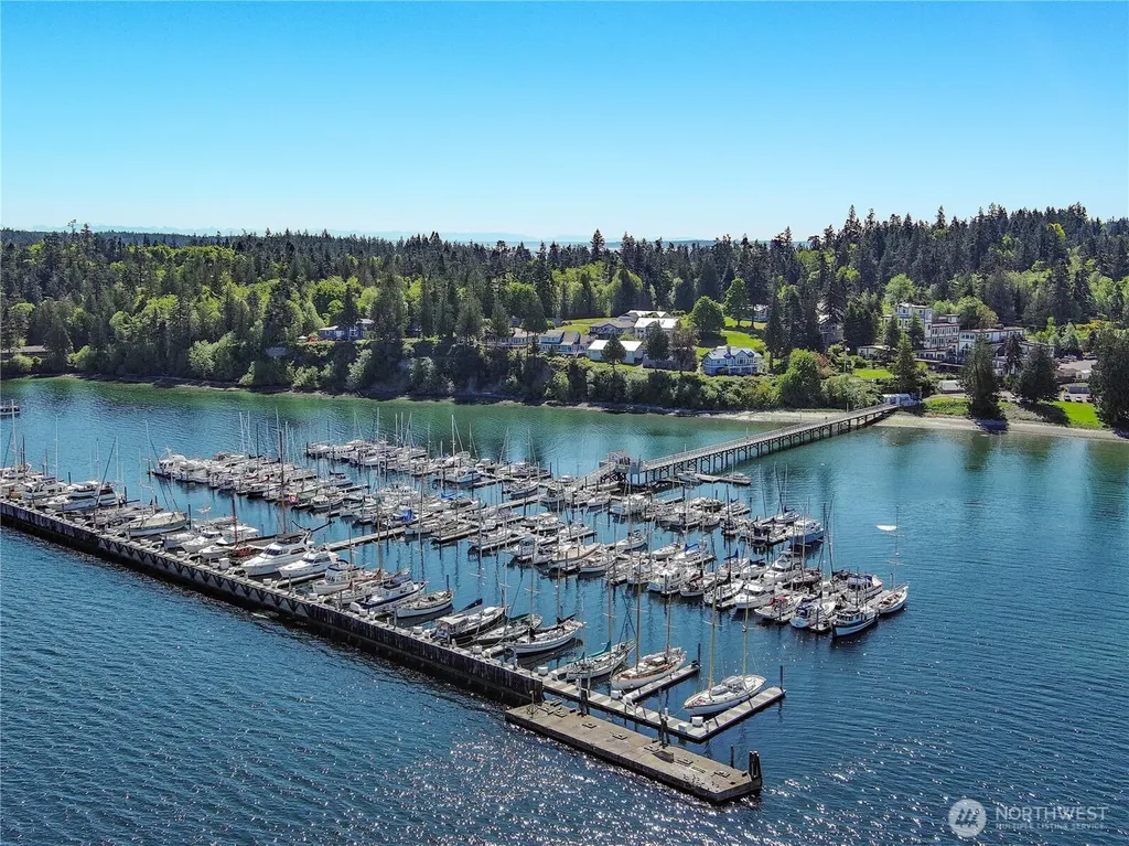 105 Port Townsend Bay Drive Port Hadlock WA 98339