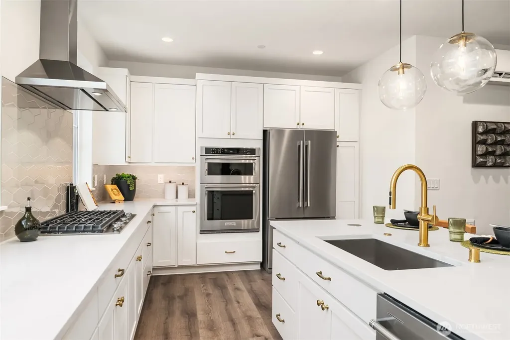 13359 NE 175th Place Woodinville WA 98072