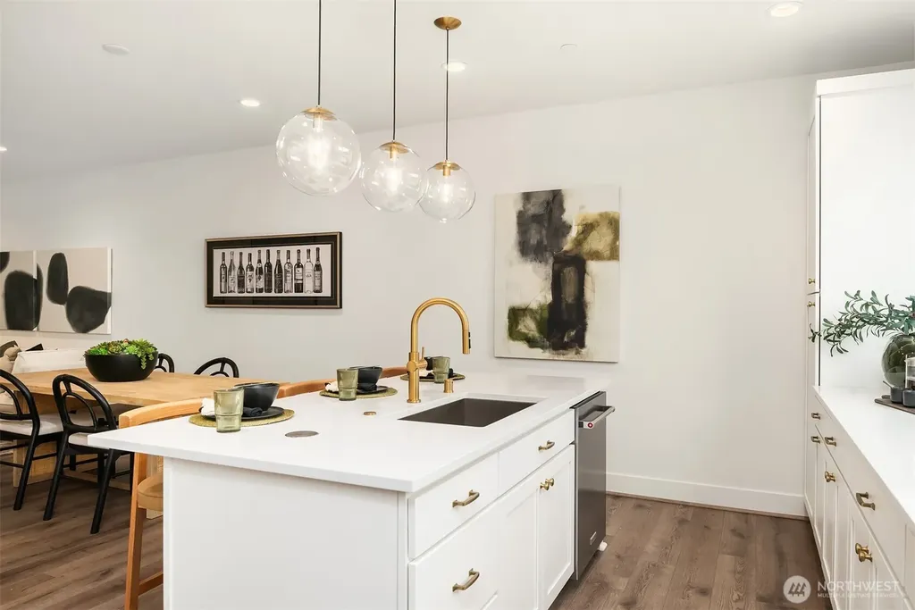 13359 NE 175th Place Woodinville WA 98072
