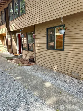 1101 SW Harrier Circle Oak Harbor WA 98277