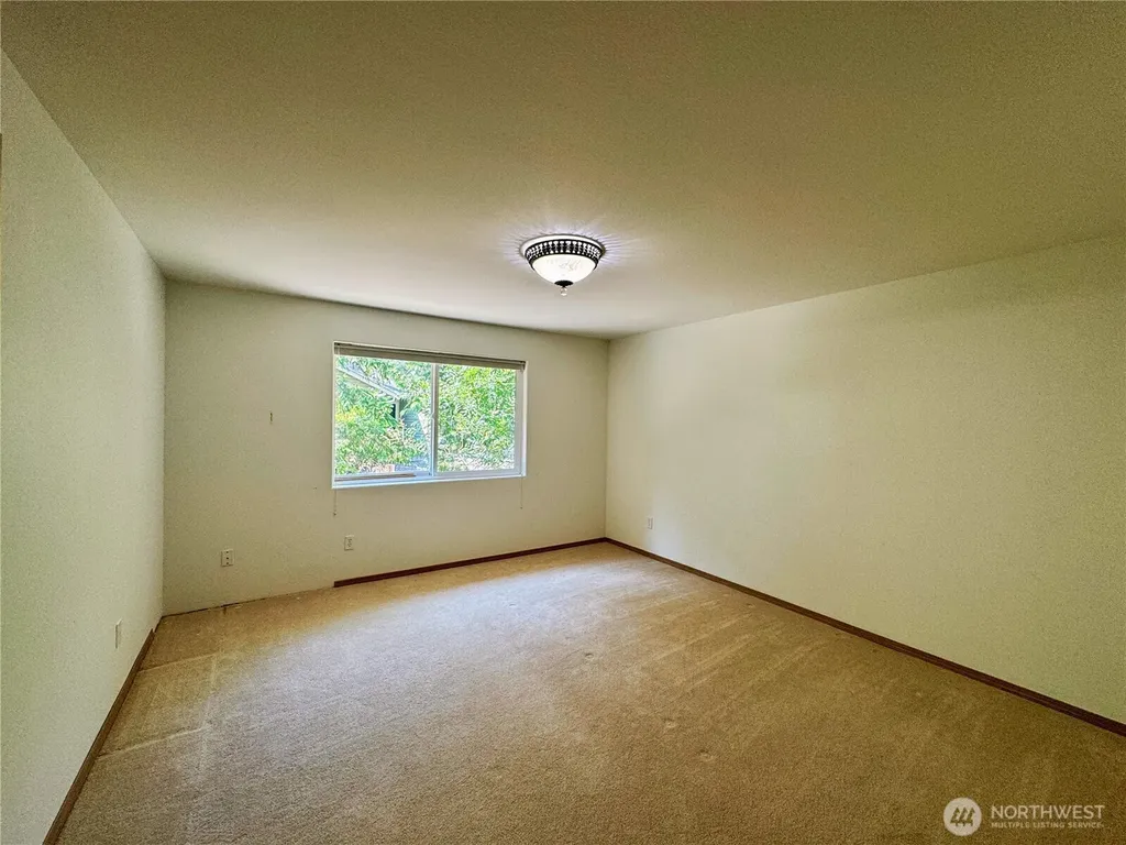 301 Pointes Drive E Shelton WA 98584