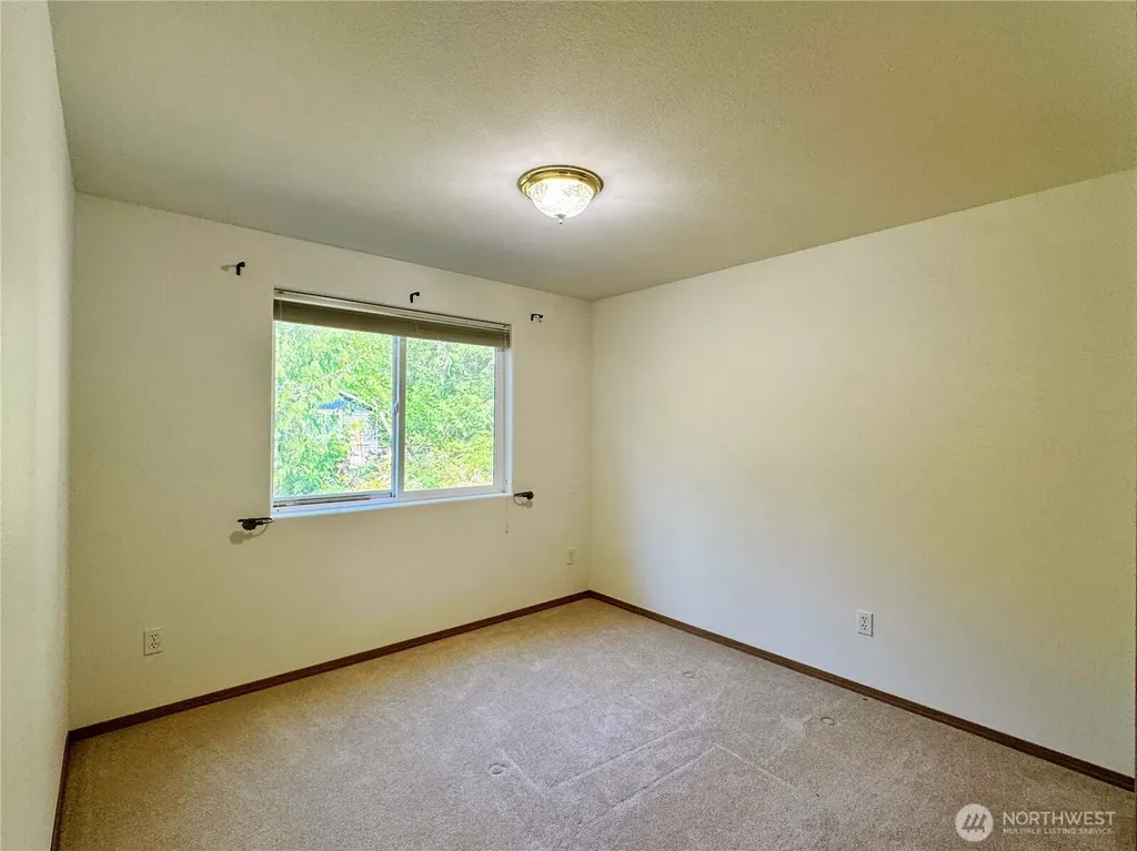 301 Pointes Drive E Shelton WA 98584