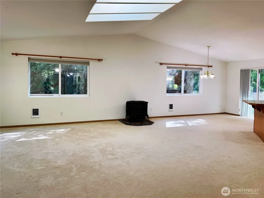 301 Pointes Drive E Shelton WA 98584