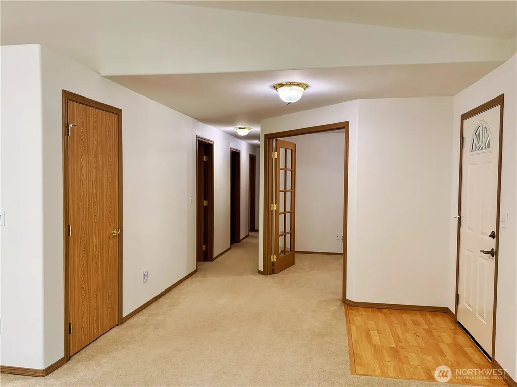 301 Pointes Drive E Shelton WA 98584